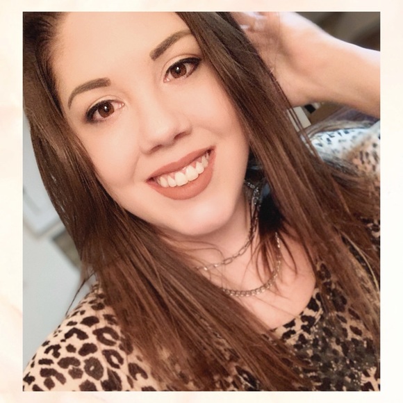 ๐ MEET YOUR POSHER ๐ - Picture 2 of 5